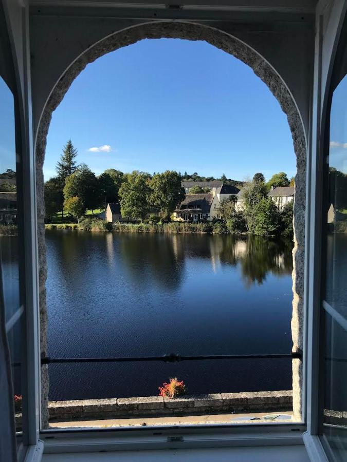 Vue Sur Le Lac Huelgoat Exterior photo